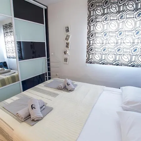 R Luxor With Parking Garage Apartamento *