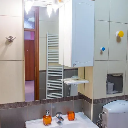 R Luxor With Parking Garage Apartamento *